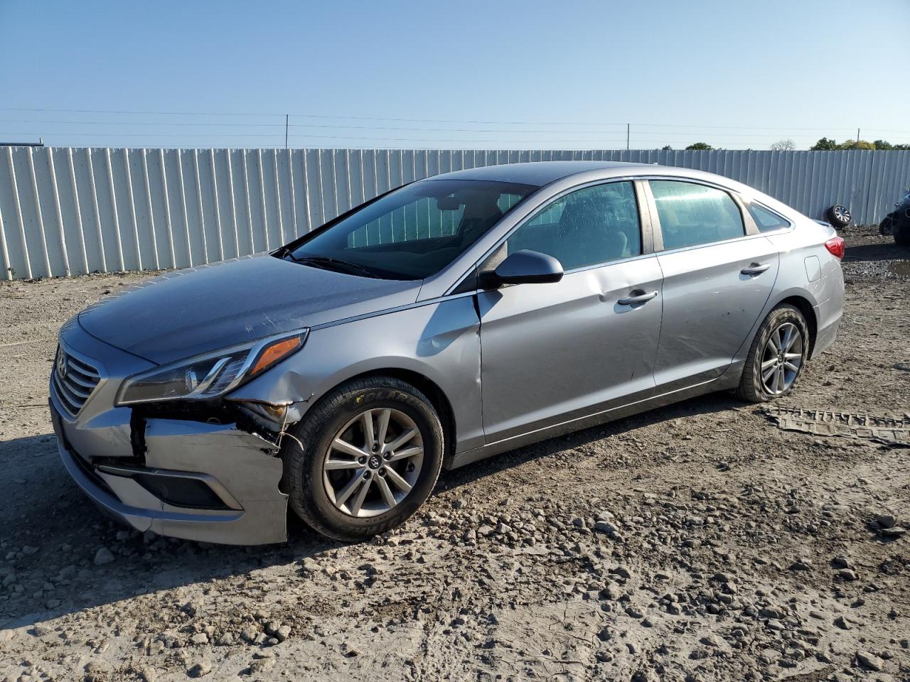 Obraz 1 z 2017 HYUNDAI SONATA SE 2017 z VIN 5NPE24AF5HH535723