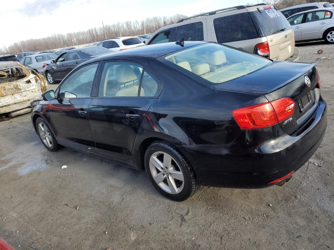 Image 2 of 2012 VOLKSWAGEN JETTA TDI 2012 with VIN 3VWLL7AJ7CM427095