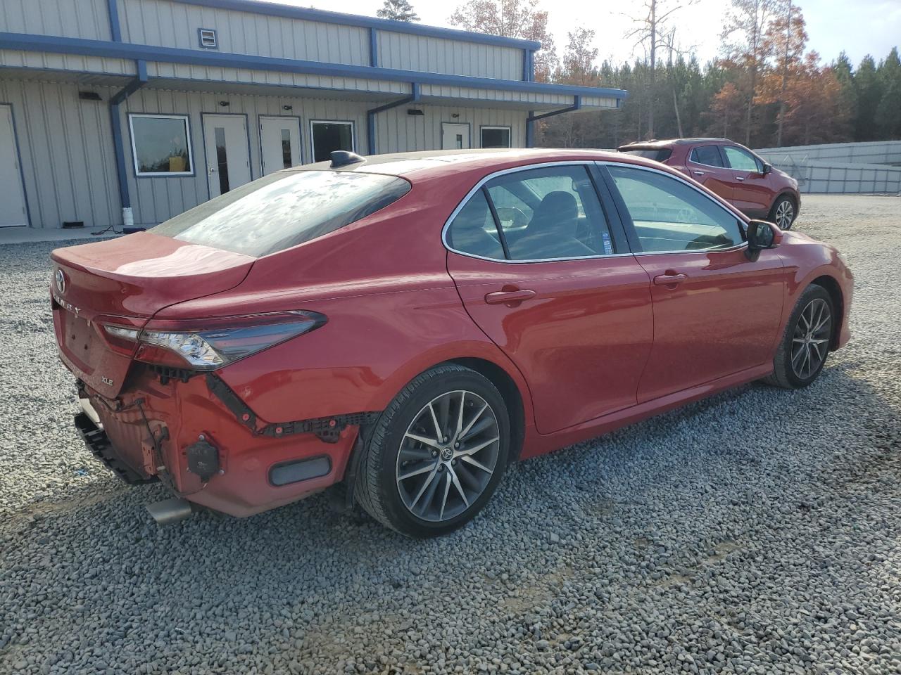 Изображение 3 2023 TOYOTA CAMRY XLE 2023 с VIN 4T1F11AK6PU100342