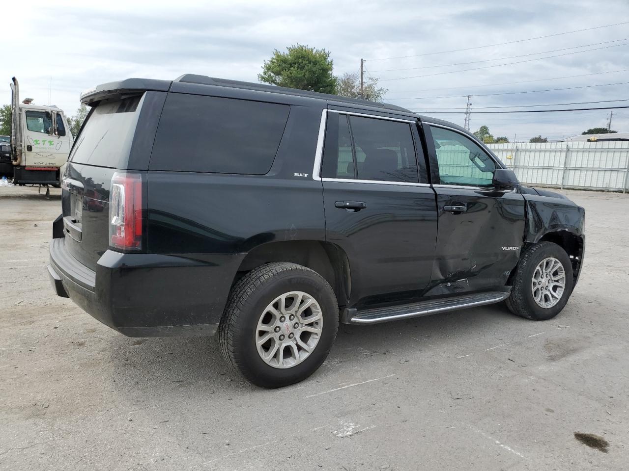 Obraz 3 z 2017 GMC YUKON SLT 2017 z VIN 1GKS2BKC8HR169118
