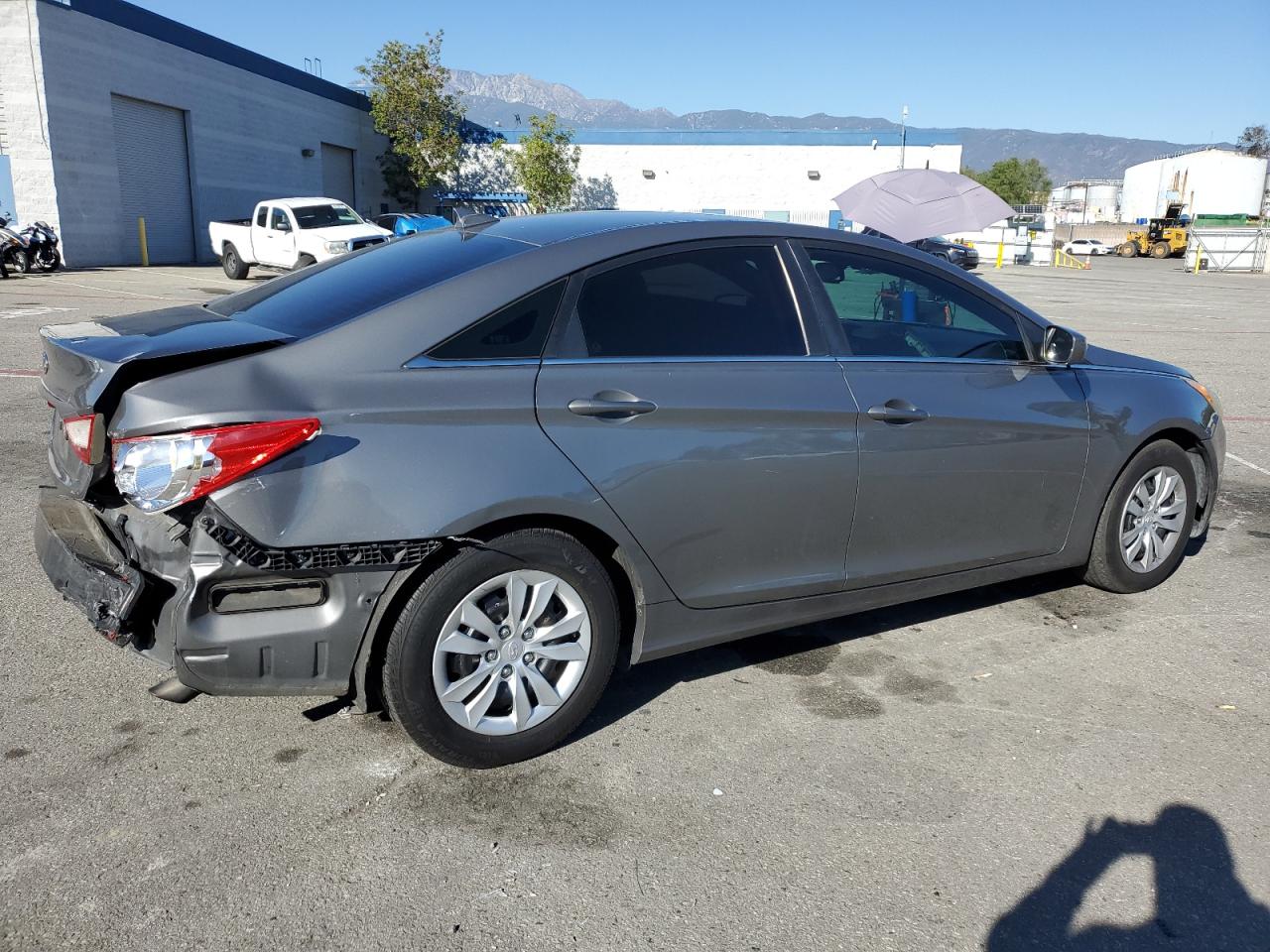 Obraz 3 z 2013 HYUNDAI SONATA GLS 2013 z VIN 5NPEB4AC6DH563594