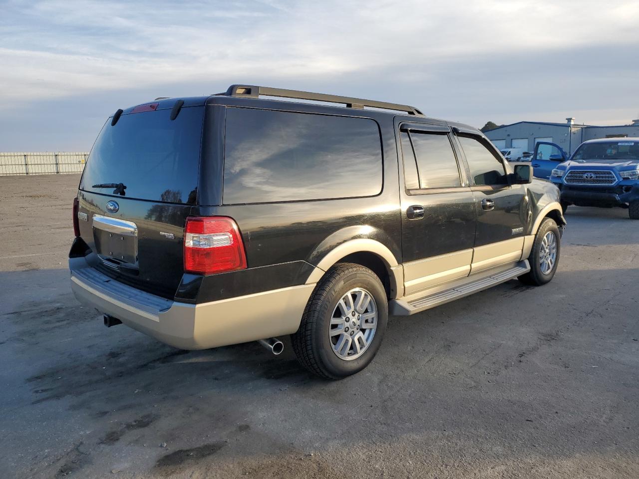 Изображение 3 2007 FORD EXPEDITION EL EDDIE BAUER 2007 с VIN 1FMFK17517LA14571