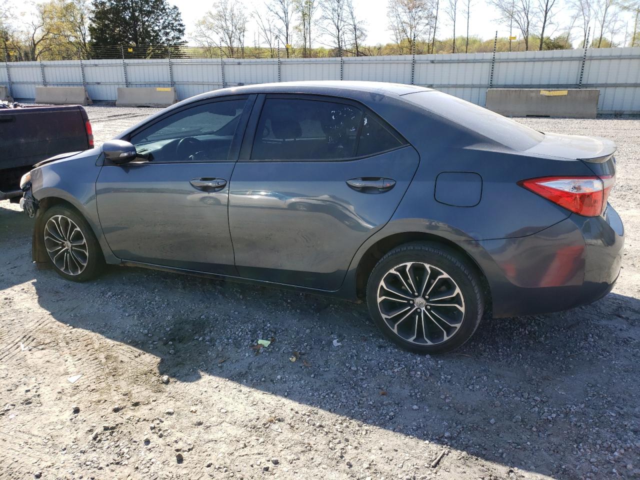 Изображение 2 2015 TOYOTA COROLLA L 2015 с VIN 2T1BURHE2FC297904