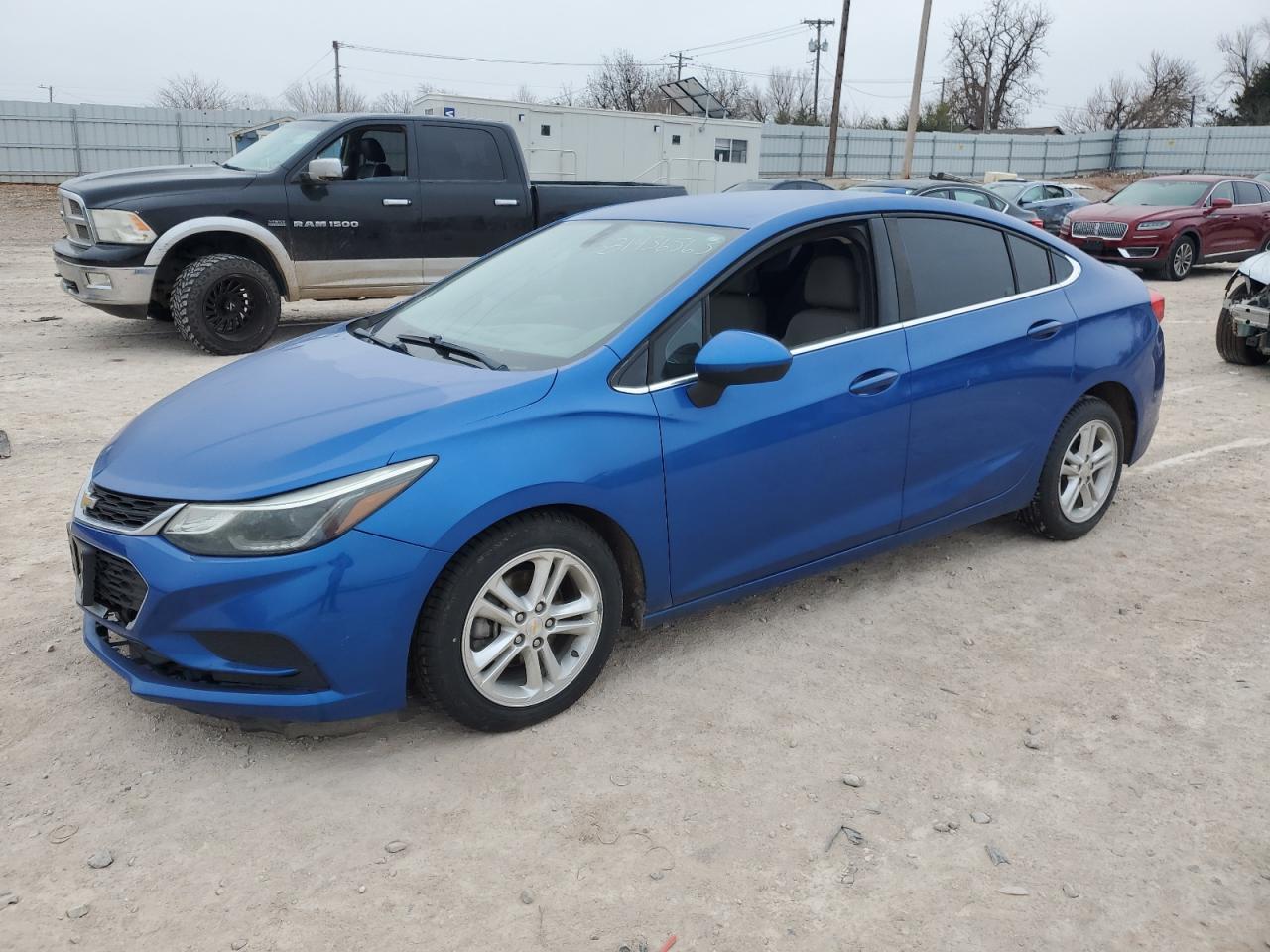 Изображение 1 2017 CHEVROLET CRUZE LT 2017 с VIN 1G1BE5SM4H7112822