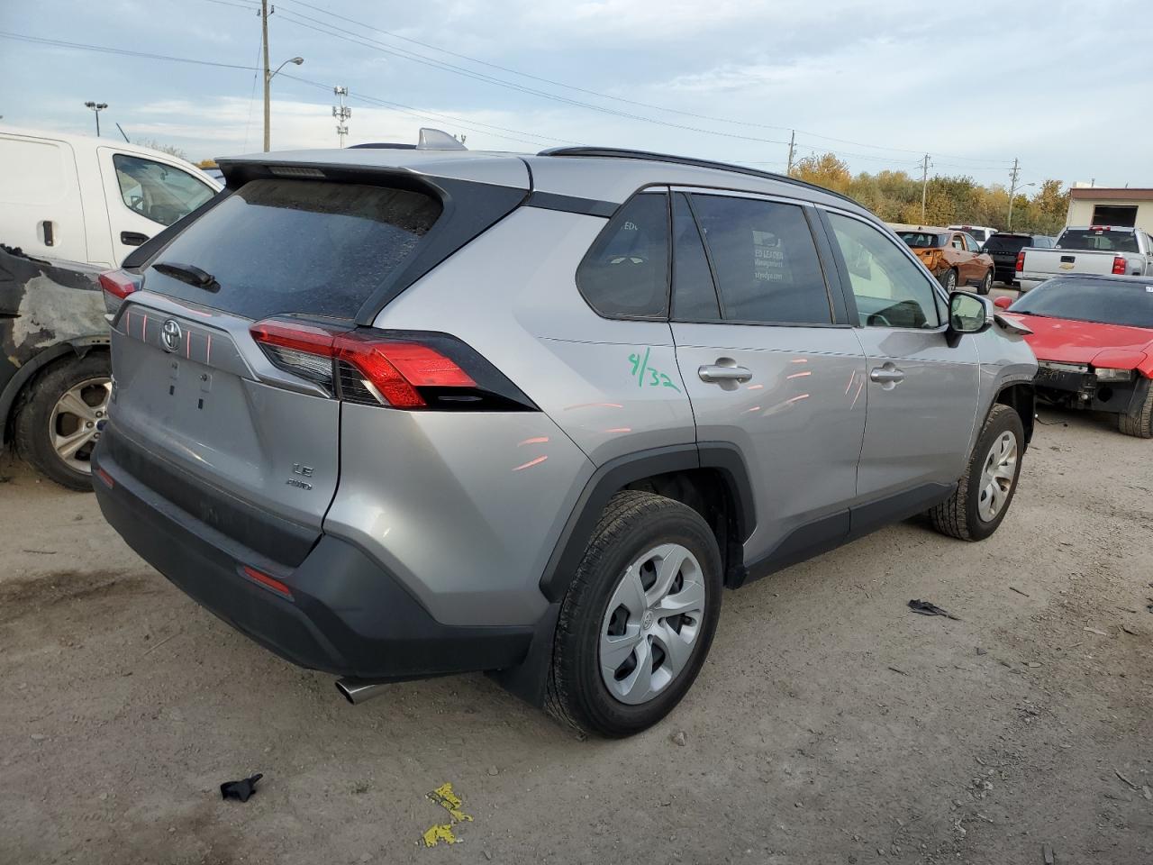 Изображение 3 2020 TOYOTA RAV4 LE 2020 с VIN JTMG1RFV5LD067614