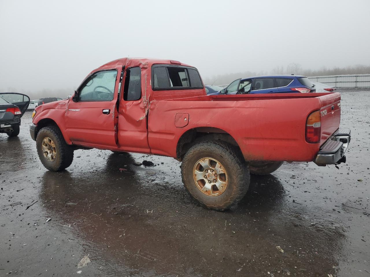 Изображение 2 2000 TOYOTA TACOMA XTRACAB 2000 с VIN 4TAWN72N2YZ589486