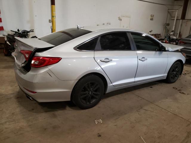 Obraz 3 z 2016 HYUNDAI SONATA SE 2016 z VIN 5NPE24AF1GH294743