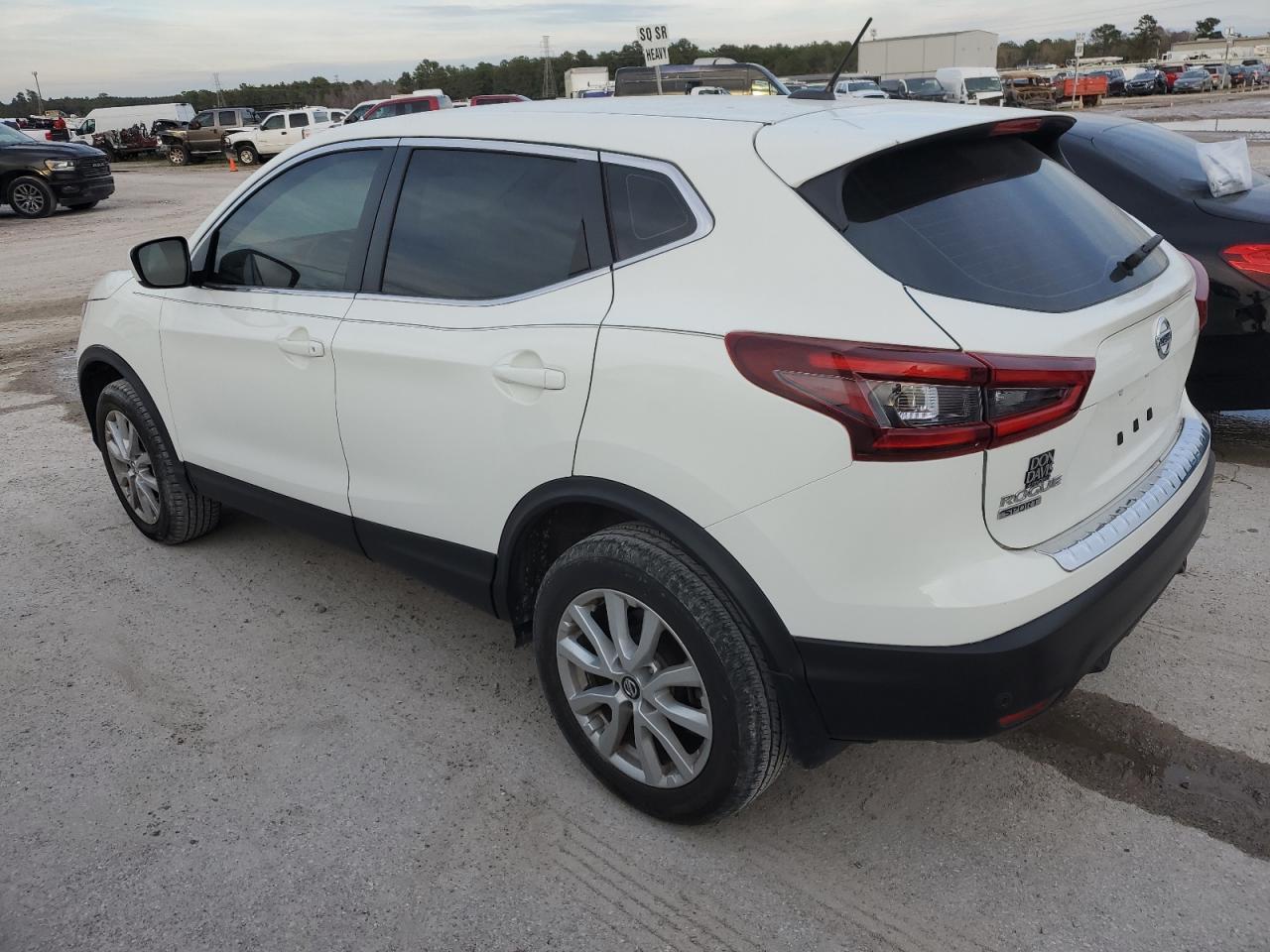 Изображение 2 2020 NISSAN ROGUE SPORT S 2020 с VIN JN1BJ1CV2LW264764