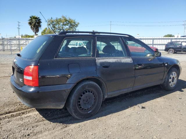 Obraz 3 z 2000 AUDI A4 1.8T AVANT QUATTRO 2000 z VIN WAUKC28D4YA179441