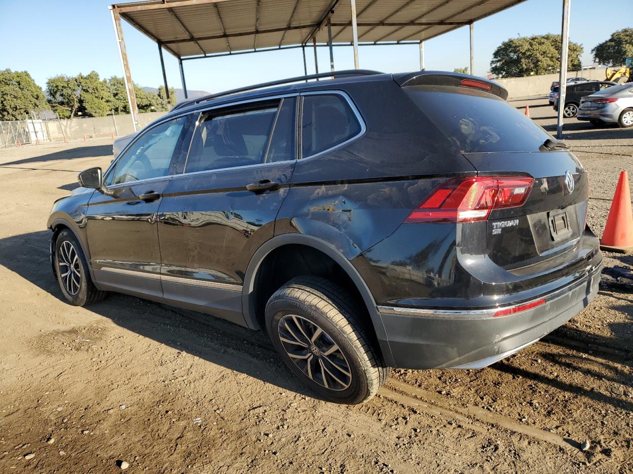 Image 2 of 2021 VOLKSWAGEN TIGUAN SE 2021 with VIN 3VV3B7AX4MM064722