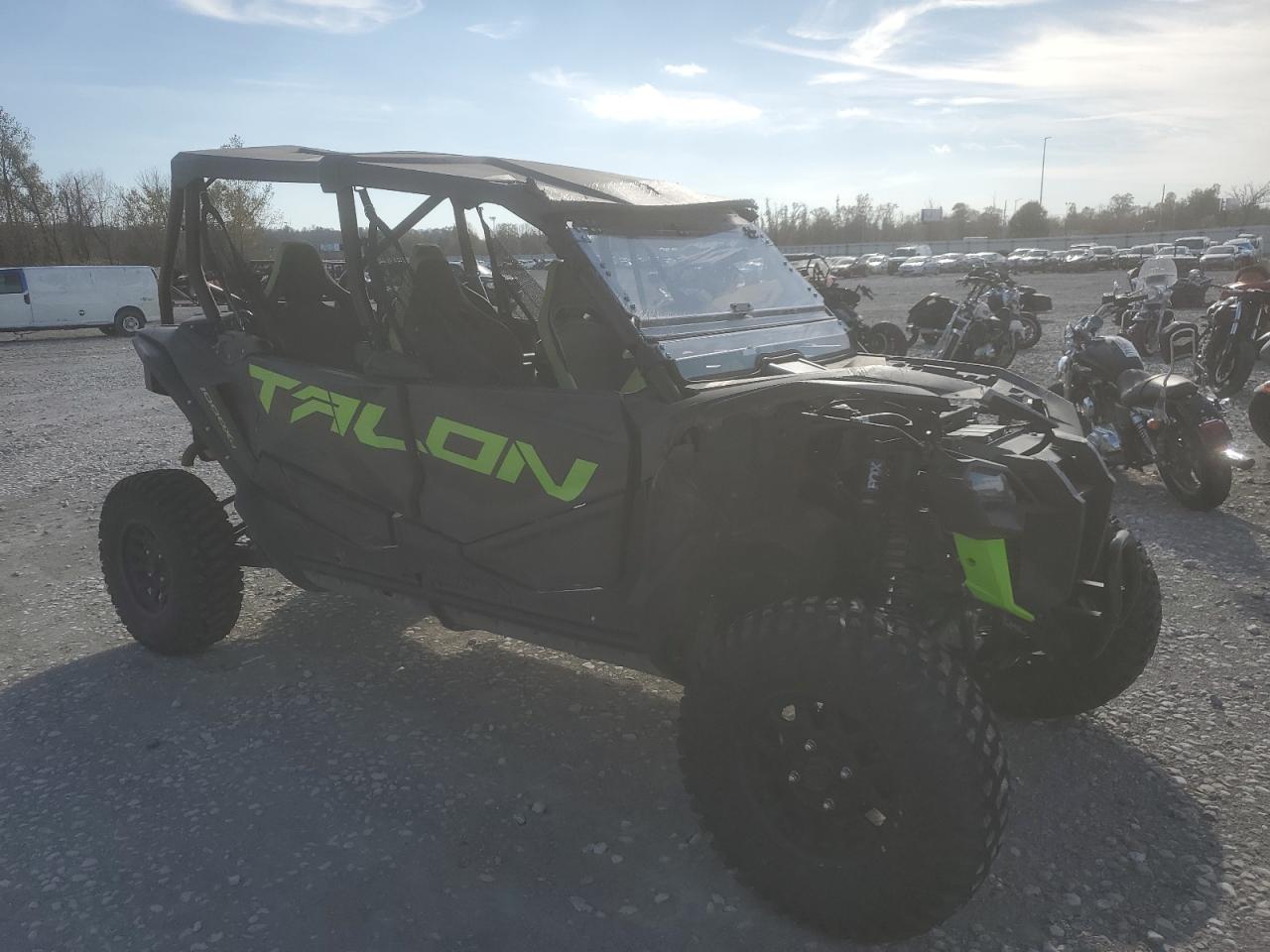 Изображение 1 2021 HONDA SXS1000 S4 2021 с VIN 1HFVE06A8M4100701