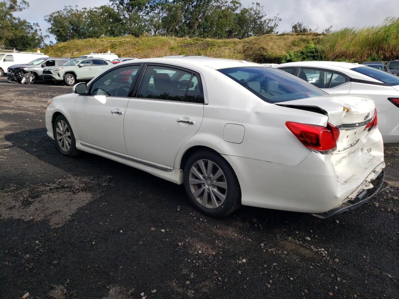 Obraz 2 z 2011 TOYOTA AVALON BASE 2011 z VIN 4T1BK3DB4BU436891