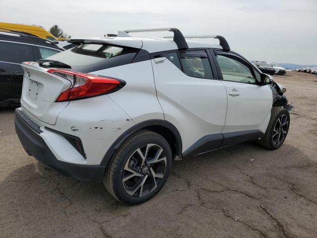 Image 3 of 2018 TOYOTA C-HR XLE 2018 with VIN JTNKHMBX8J1006090