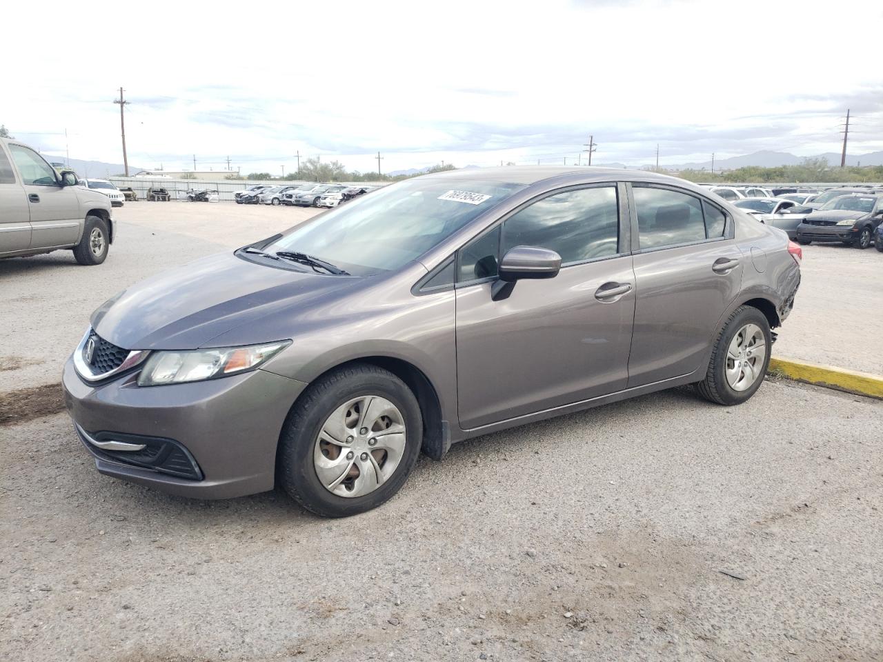 Obraz 1 z 2015 HONDA CIVIC LX 2015 z VIN 19XFB2F58FE100379