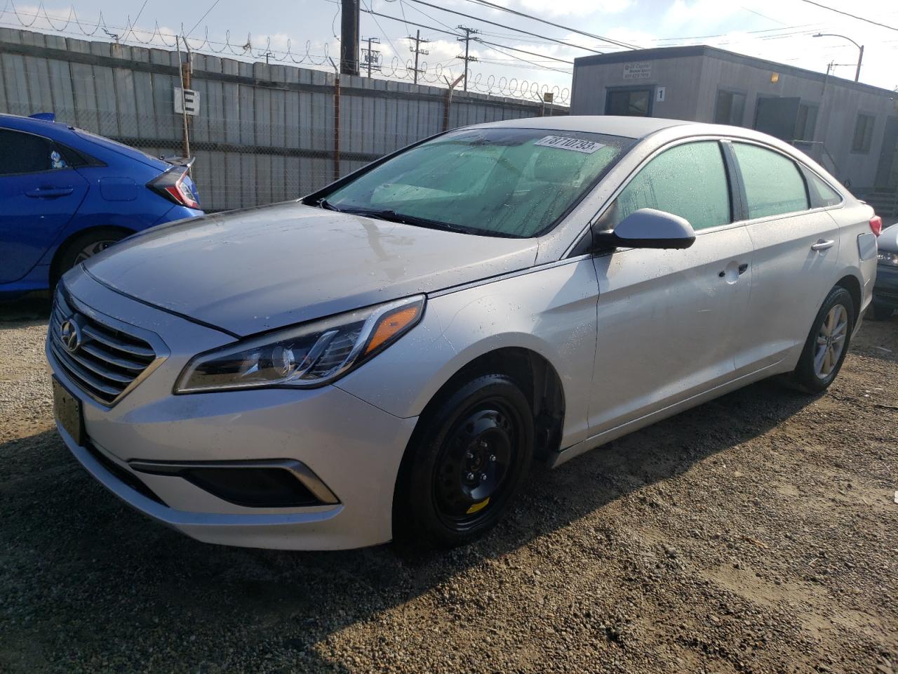 Изображение 1 2016 HYUNDAI SONATA SE 2016 с VIN 5NPE24AF0GH371828