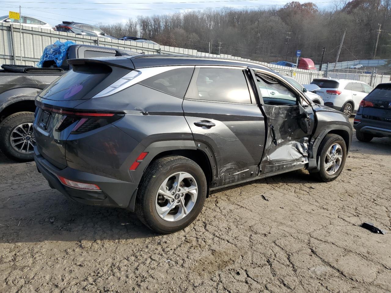 Изображение 3 2022 HYUNDAI TUCSON SEL 2022 с VIN 5NMJBCAE0NH127865