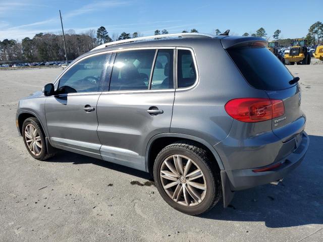 Obraz 2 z 2016 VOLKSWAGEN TIGUAN S 2016 z VIN WVGBV7AX3GW607169