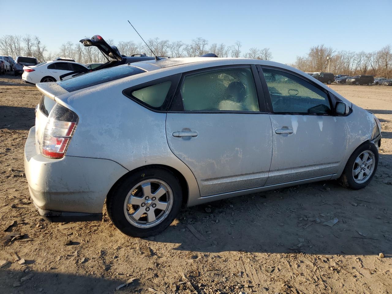 Obraz 3 z 2005 TOYOTA PRIUS  2005 z VIN JTDKB20U057008955