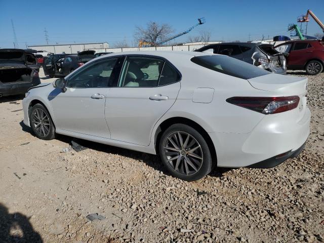 Изображение 2 2022 TOYOTA CAMRY XLE 2022 с VIN 4T1F11BK1NU049571