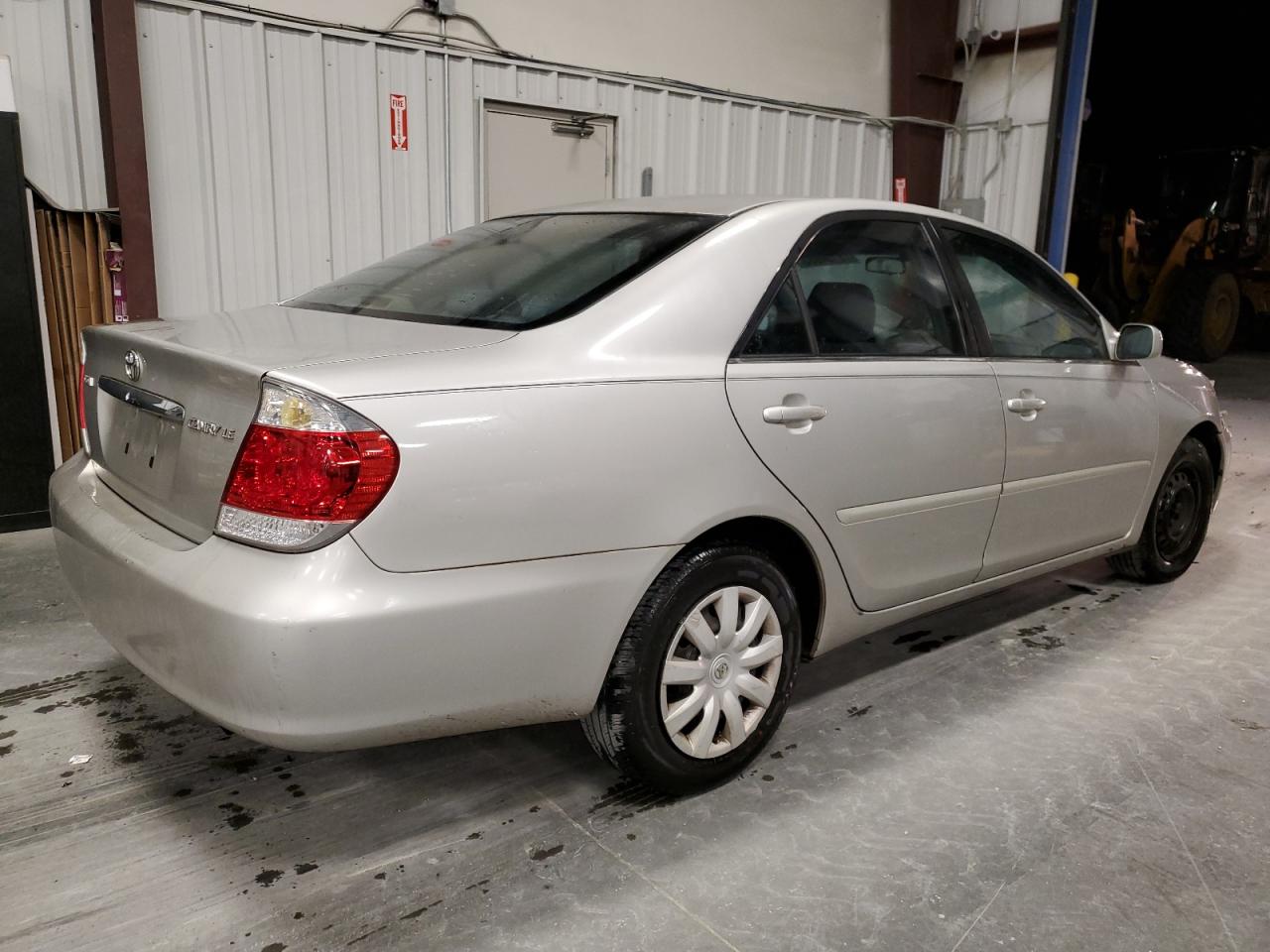Image 3 of 2006 TOYOTA CAMRY LE 2006 with VIN 4T1BE32K26U158542