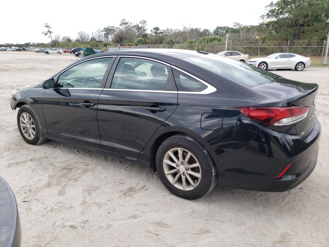 Obraz 2 z 2018 HYUNDAI SONATA SE 2018 z VIN 5NPE24AF3JH612983