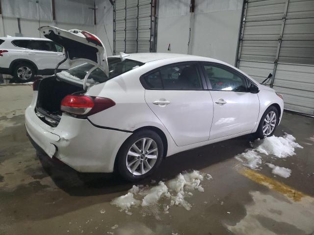 Image 3 of 2017 KIA FORTE LX 2017 with VIN 3KPFL4A72HE015512