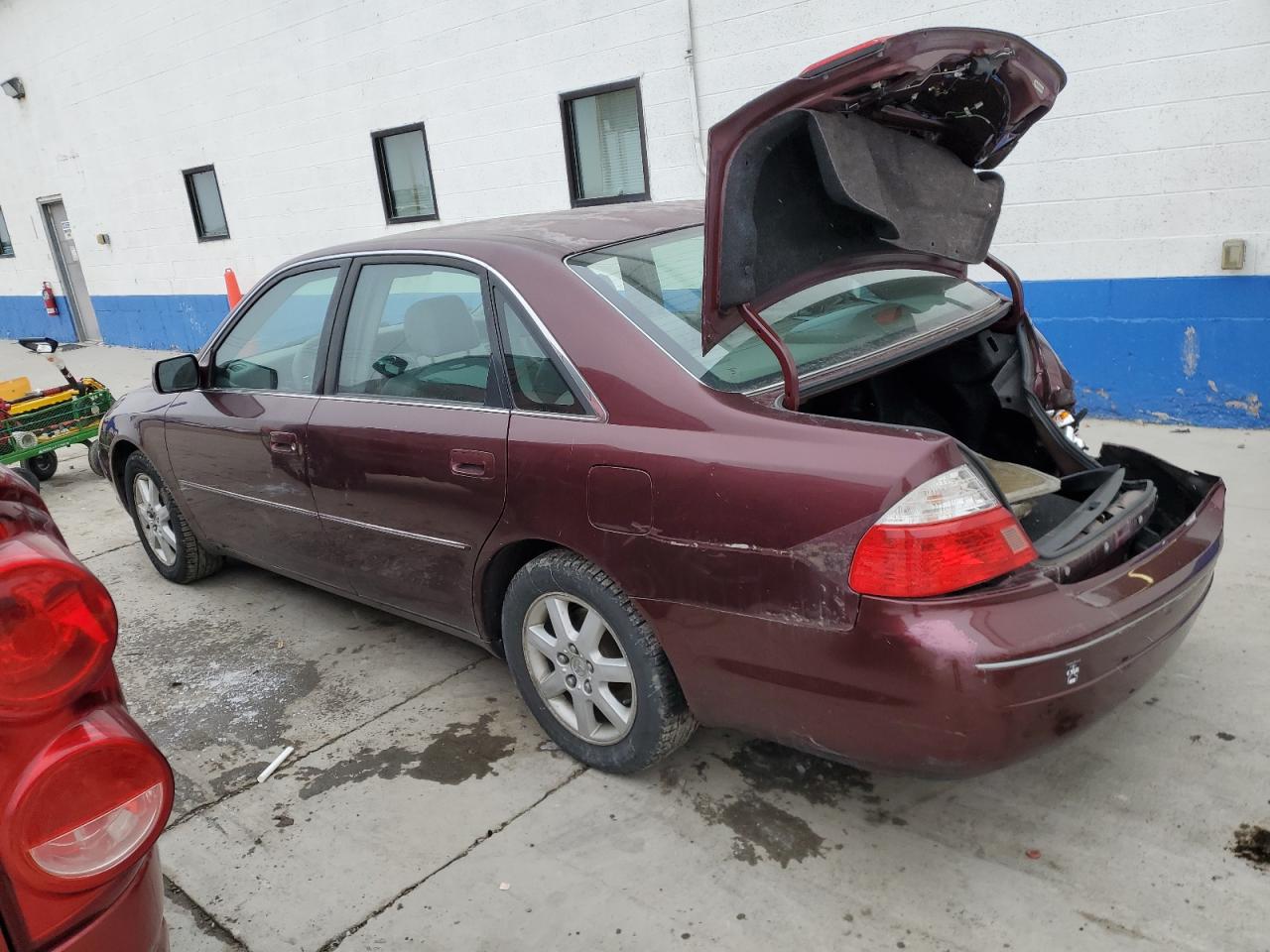 Изображение 2 2003 TOYOTA AVALON XL 2003 с VIN 4T1BF28B73U335015
