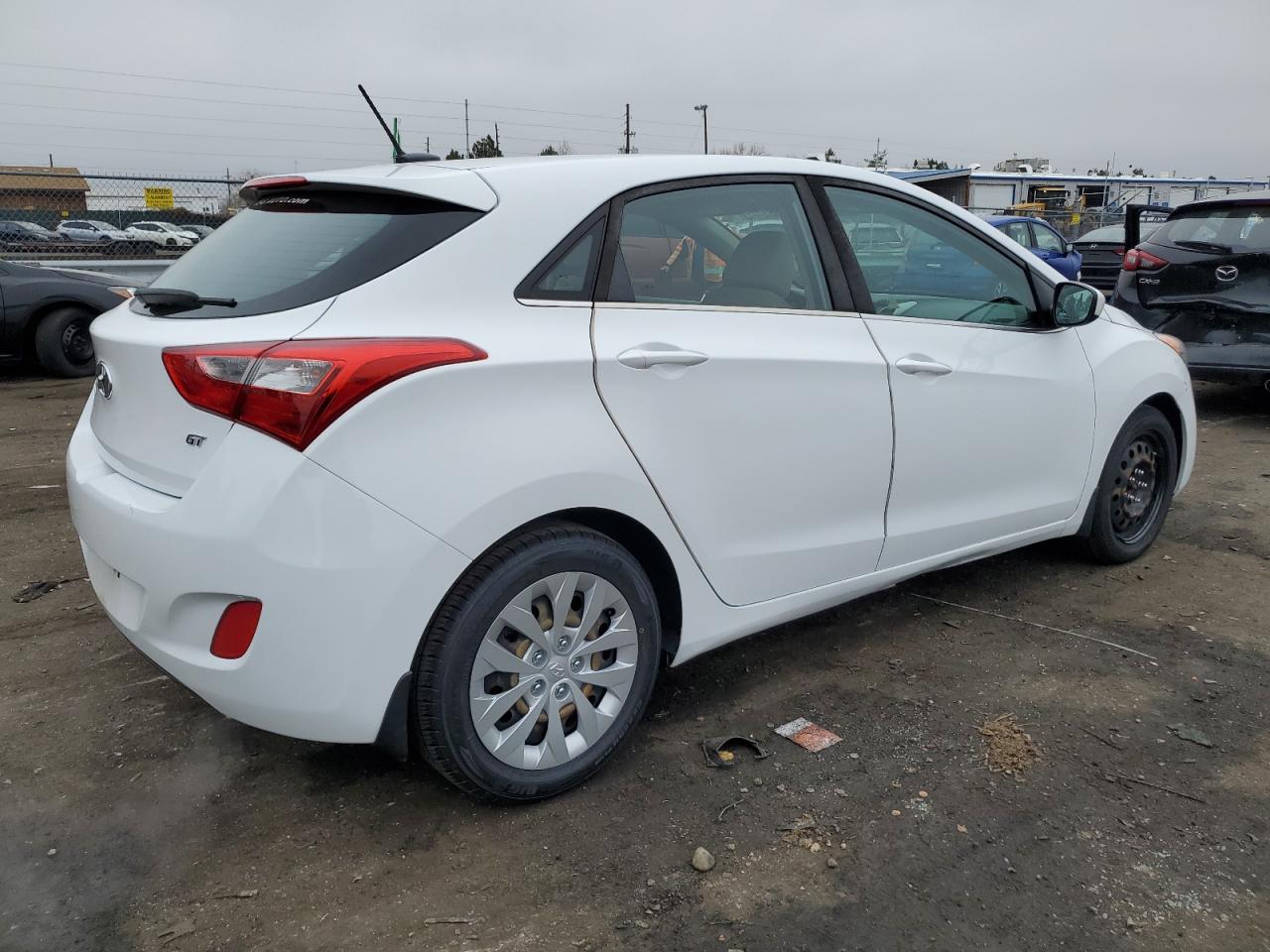 Image 3 of 2017 HYUNDAI ELANTRA GT  2017 with VIN KMHD35LH6HU354516