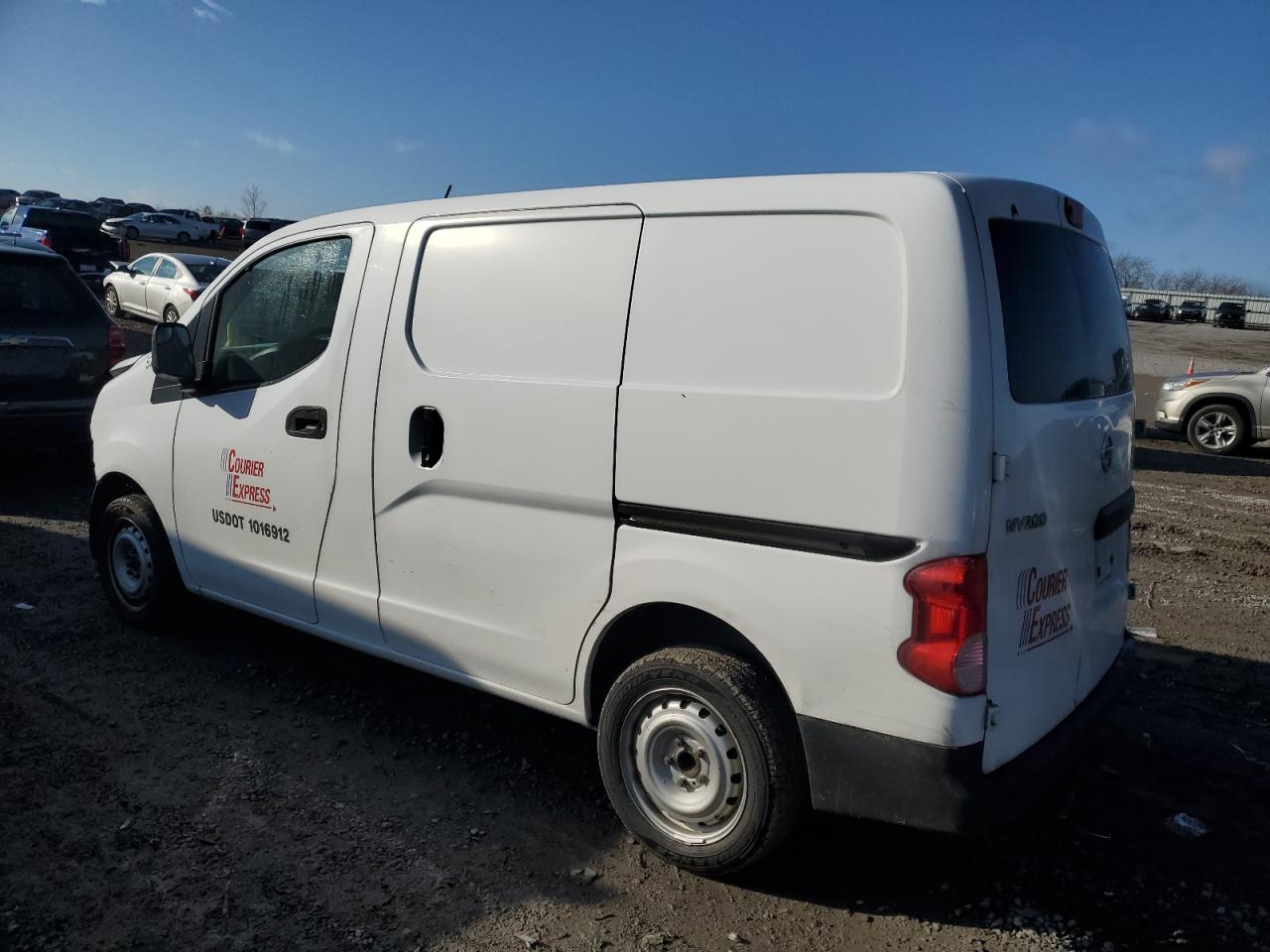 Изображение 2 2017 NISSAN NV200 2.5S 2017 с VIN 3N6CM0KN1HK718345