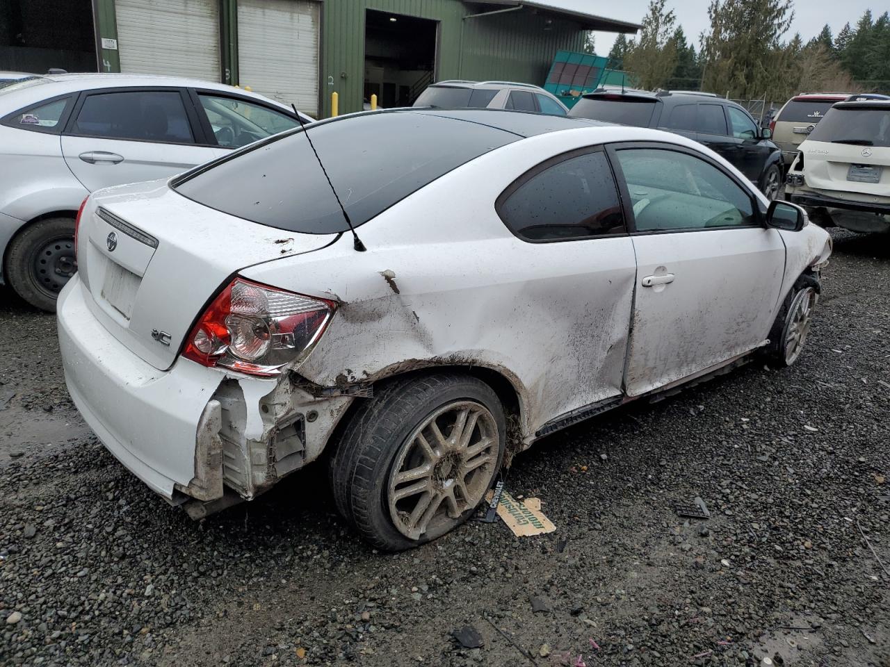 Obraz 3 z 2006 TOYOTA SCION TC  2006 z VIN JTKDE167160090242