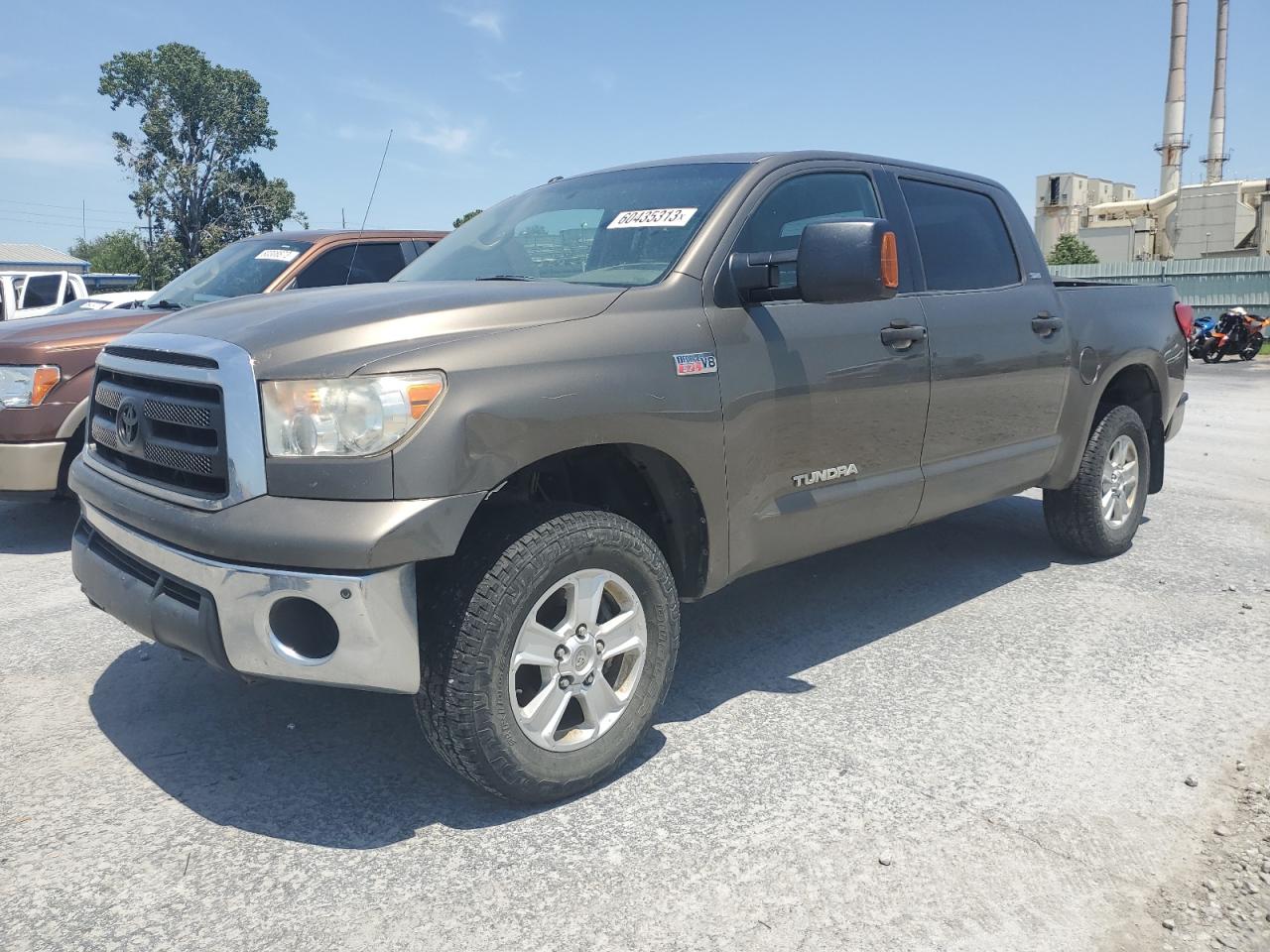 Image 1 of 2011 TOYOTA TUNDRA CREWMAX SR5 2011 with VIN 5TFDY5F17BX173399