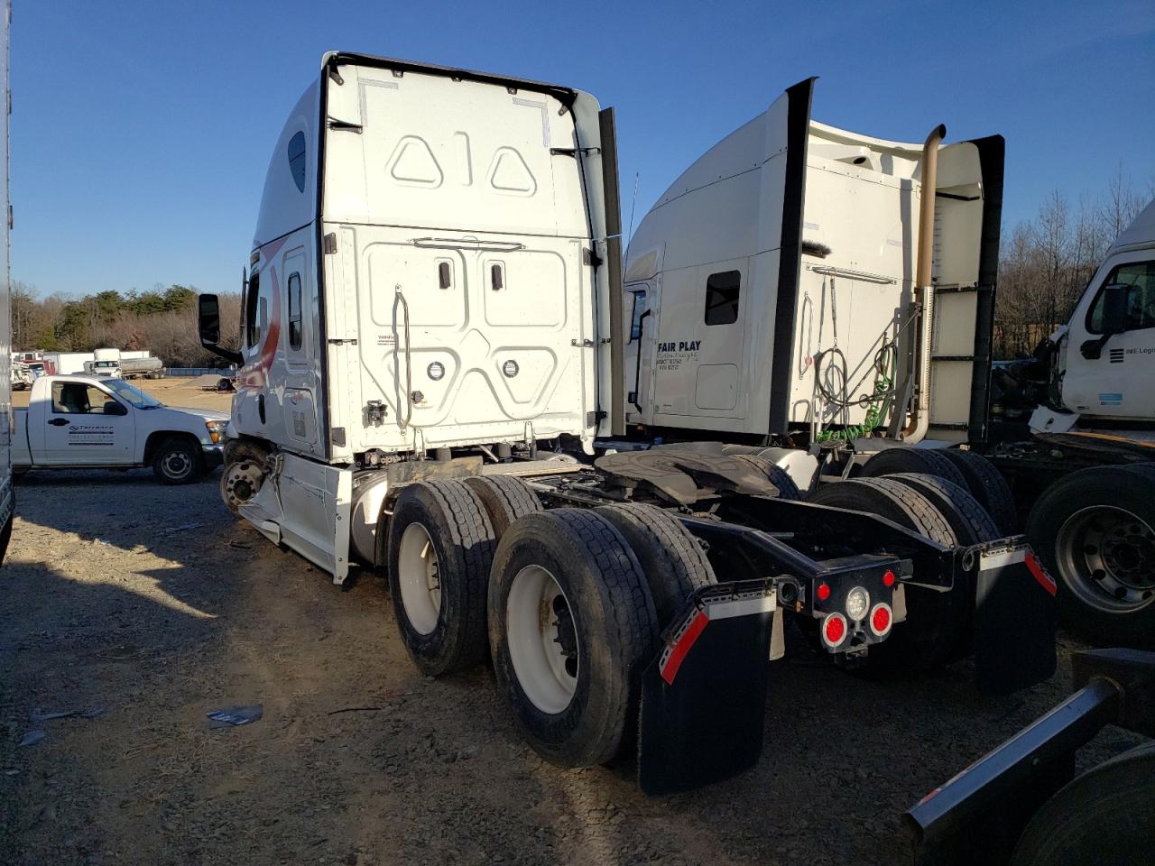 Image 3 of 2023 FREIGHTLINER CASCADIA 126  2023 with VIN 3AKJHHFG6PSNZ2123