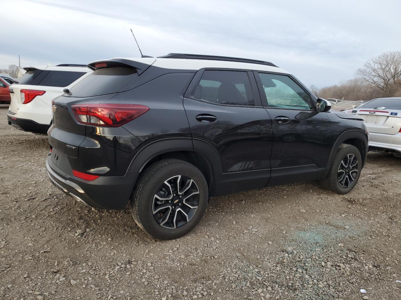 Image 3 of 2023 CHEVROLET TRAILBLAZER ACTIV 2023 with VIN KL79MSSL5PB178450