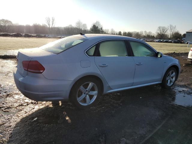 Изображение 3 2015 VOLKSWAGEN PASSAT S 2015 с VIN 1VWAT7A33FC096241