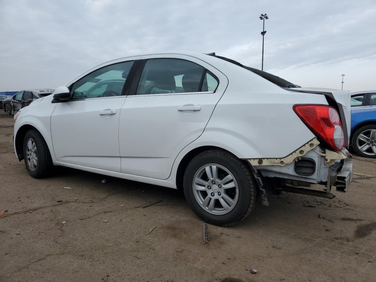 Изображение 2 2014 CHEVROLET SONIC LT 2014 с VIN 1G1JC5SH4E4145417