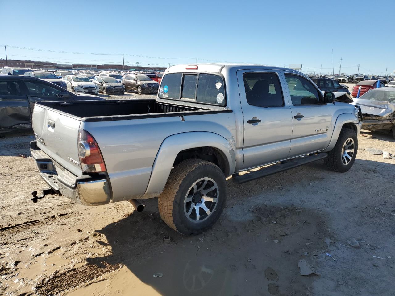 Obraz 3 z 2013 TOYOTA TACOMA DOUBLE CAB 2013 z VIN 5TFLU4EN9DX055847