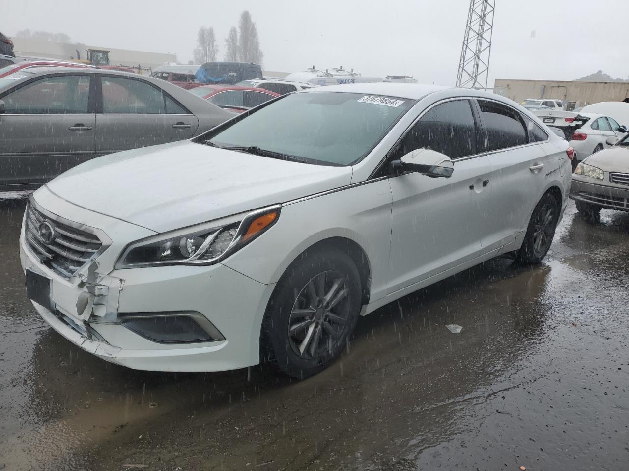 Image 1 of 2016 HYUNDAI SONATA SE 2016 with VIN 5NPE24AF8GH380146