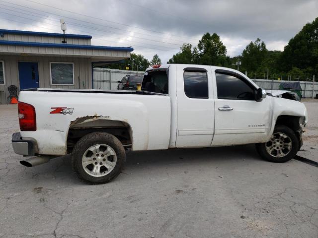 Image 3 of 2011 CHEVROLET SILVERADO K1500 LT 2011 with VIN 1GCRKSE38BZ217892