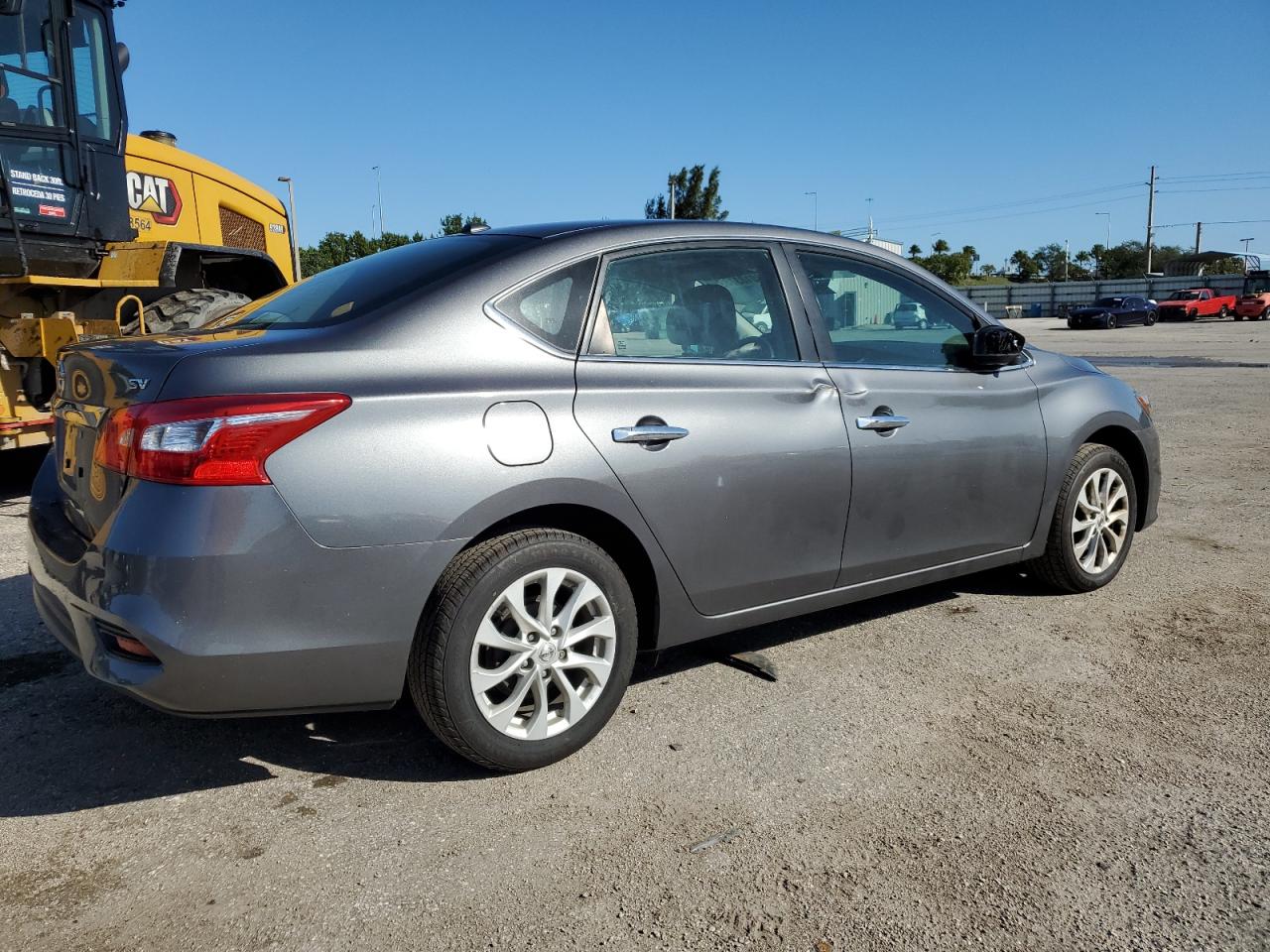 Obraz 3 z 2019 NISSAN SENTRA S 2019 z VIN 3N1AB7AP6KL618855