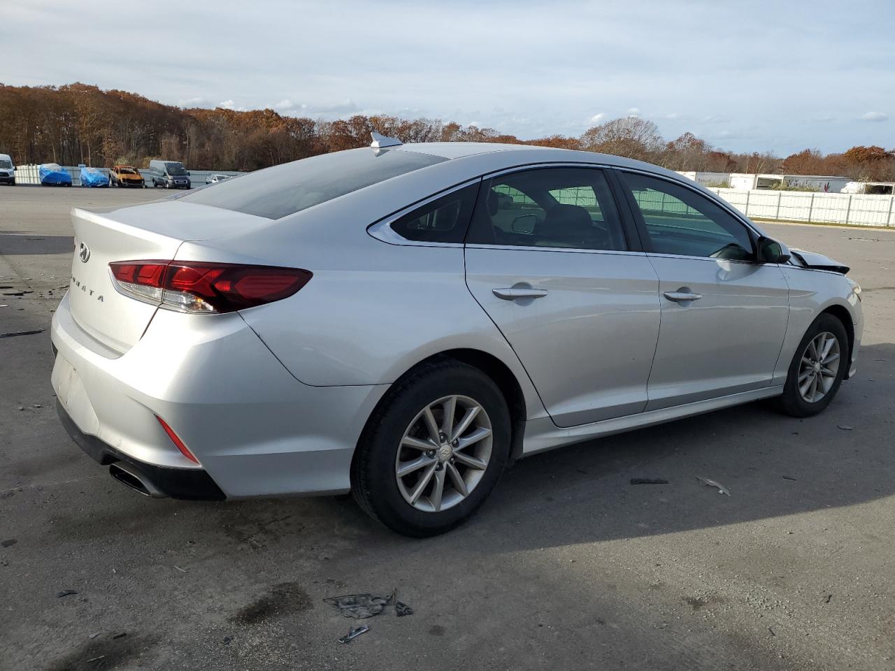Image 3 of 2018 HYUNDAI SONATA SE 2018 with VIN 5NPE24AF8JH643145