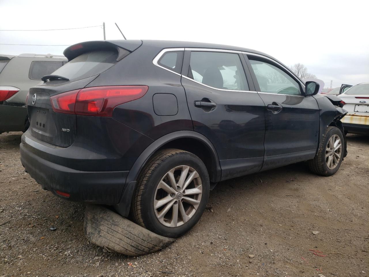 Image 3 of 2017 NISSAN ROGUE SPORT S 2017 with VIN JN1BJ1CR9HW113575