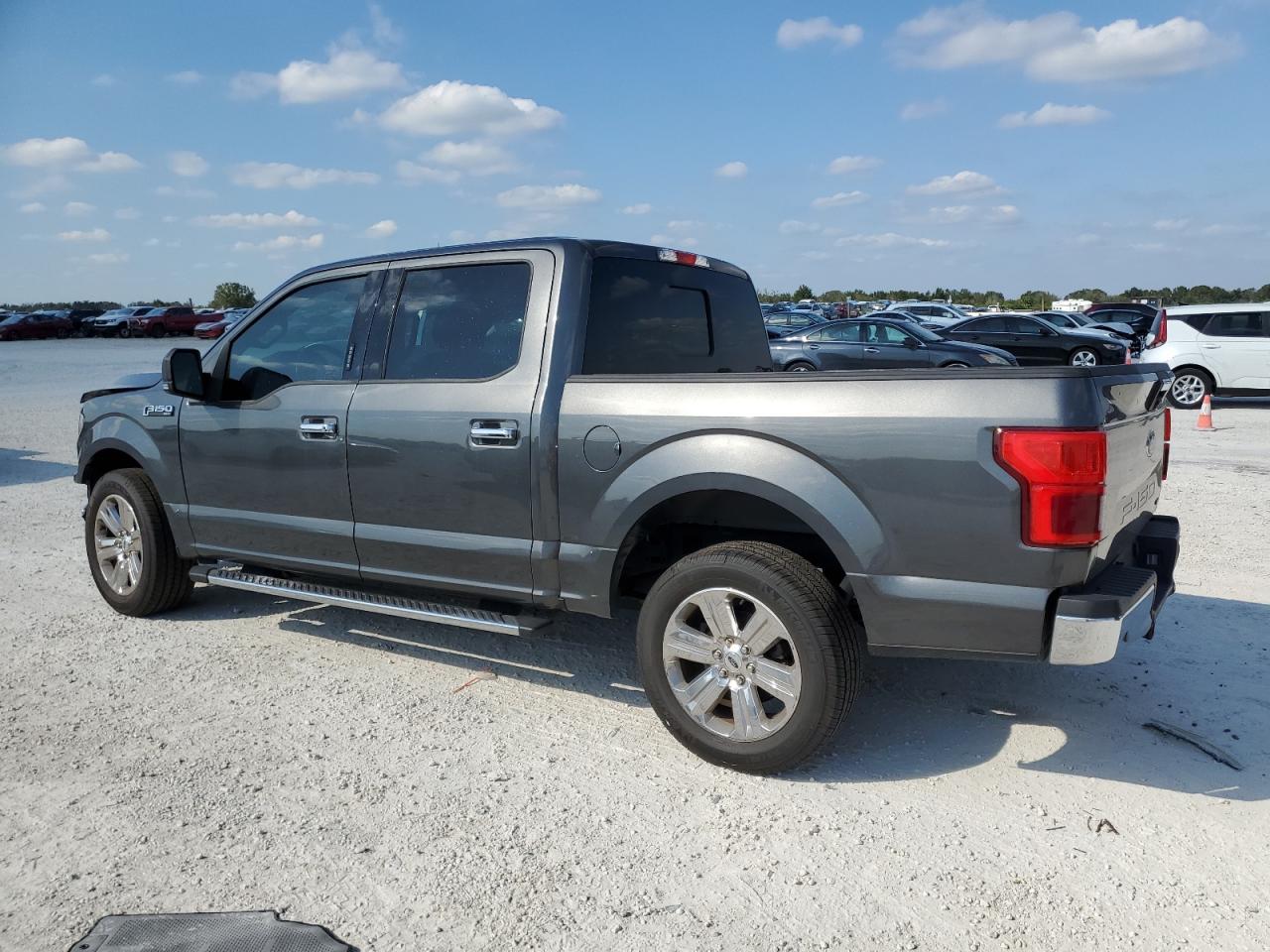 Image 2 of 2019 FORD F150 SUPERCREW 2019 with VIN 1FTEW1CP5KFD42482