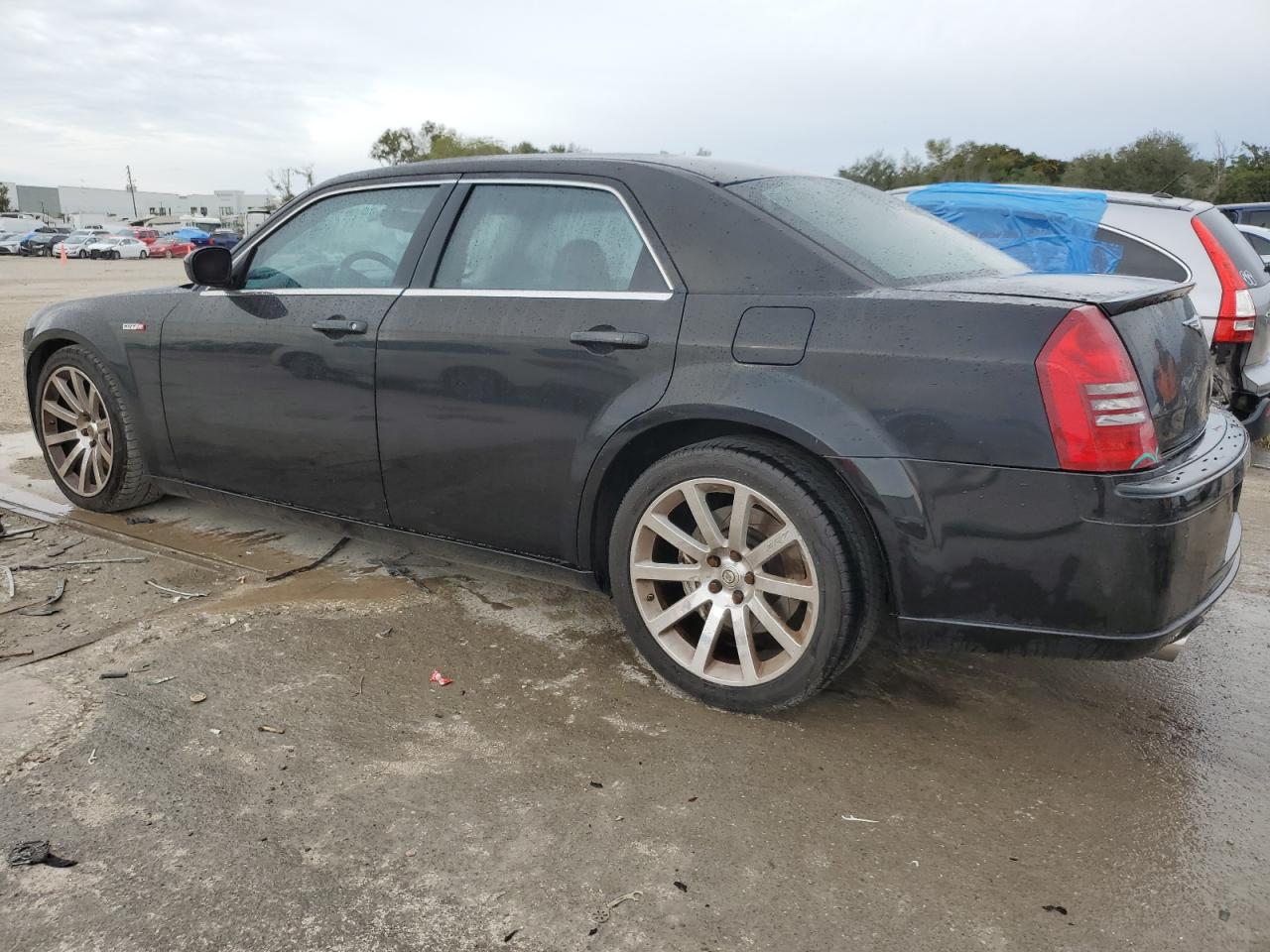 Image 2 of 2006 CHRYSLER 300C SRT-8 2006 with VIN 2C3KA73W96H100492
