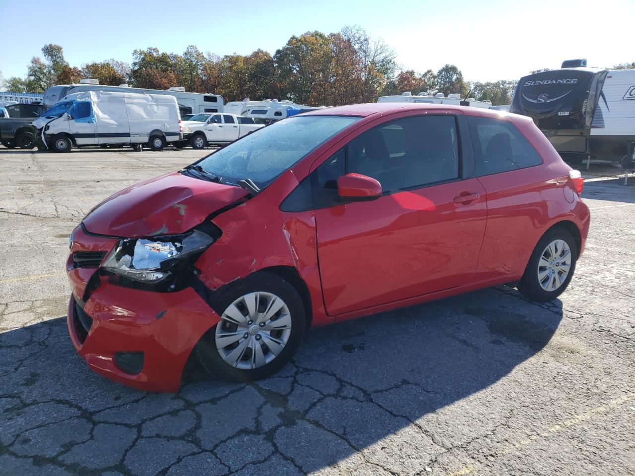Изображение 2013 TOYOTA YARIS  2013