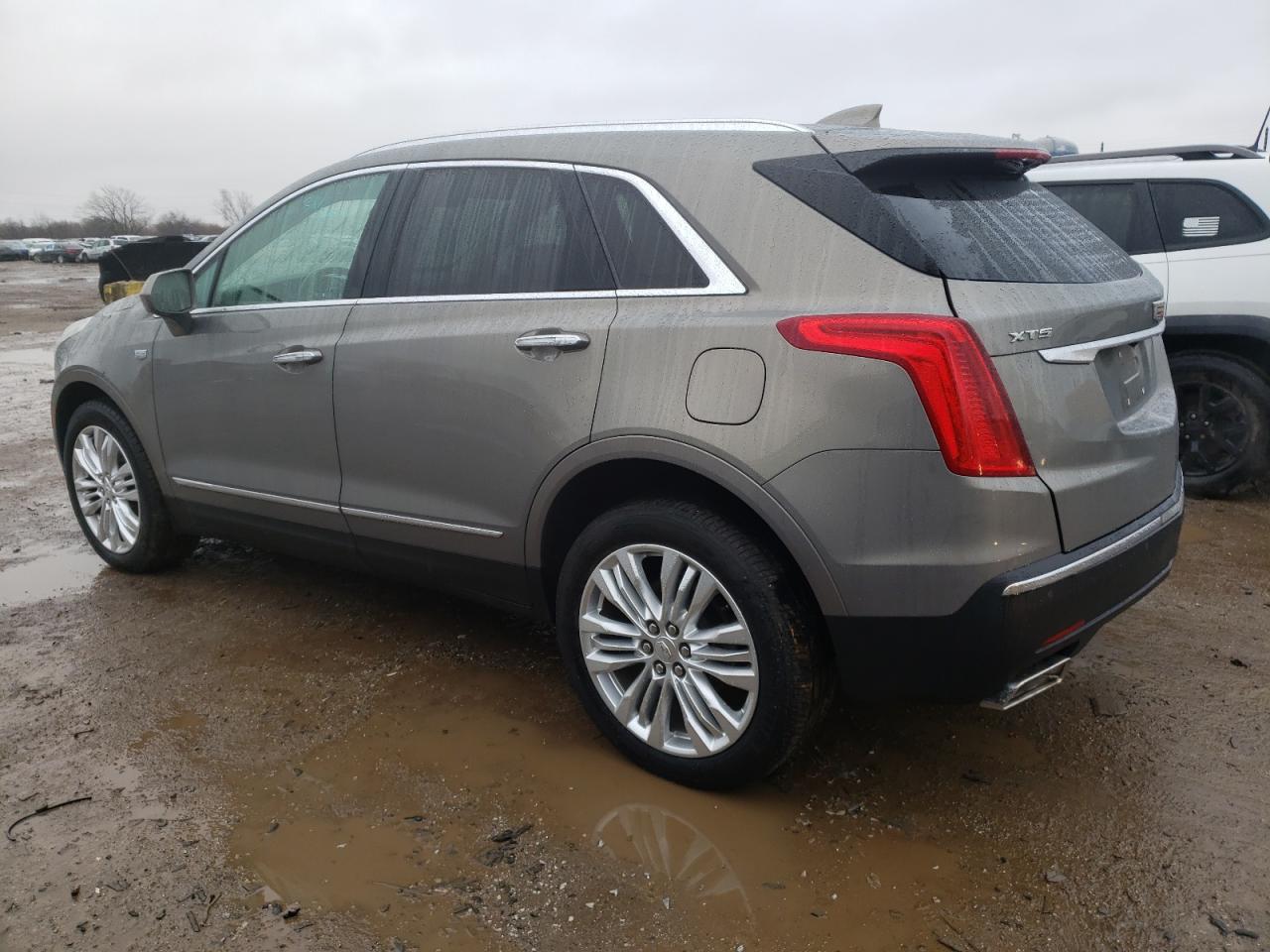 Image 2 of 2019 CADILLAC XT5 PREMIUM LUXURY 2019 with VIN 1GYKNERS1KZ209199