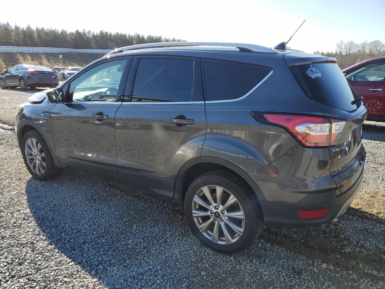 Изображение 2 2018 FORD ESCAPE TITANIUM 2018 с VIN 1FMCU0J92JUC70190