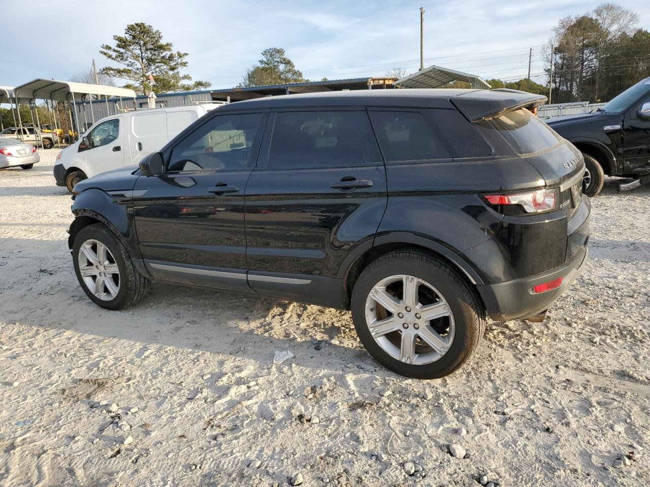 Изображение 2 2015 LAND ROVER RANGE ROVER EVOQUE PURE PREMIUM 2015 с VIN SALVR2BG9FH077065