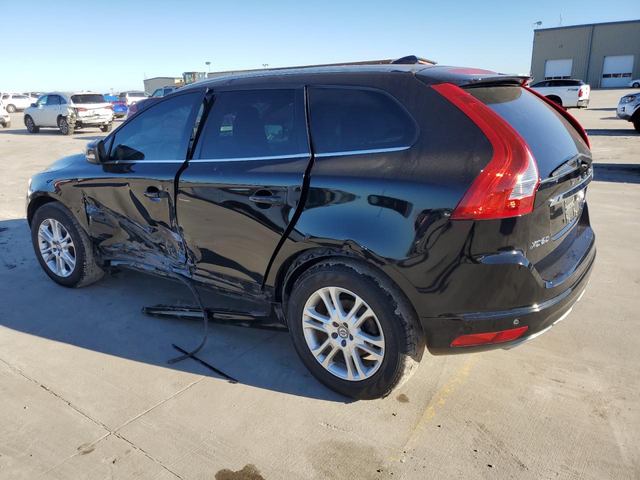 Obraz 2 z 2015 VOLVO XC60 T5 PREMIER 2015 z VIN YV440MDK3F2710797