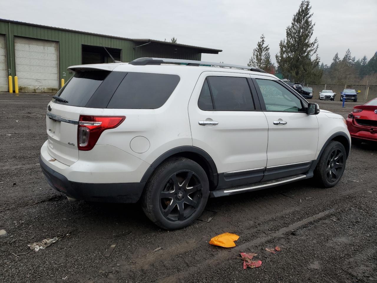 Image 3 of 2013 FORD EXPLORER LIMITED 2013 with VIN 1FM5K8F80DGA80744