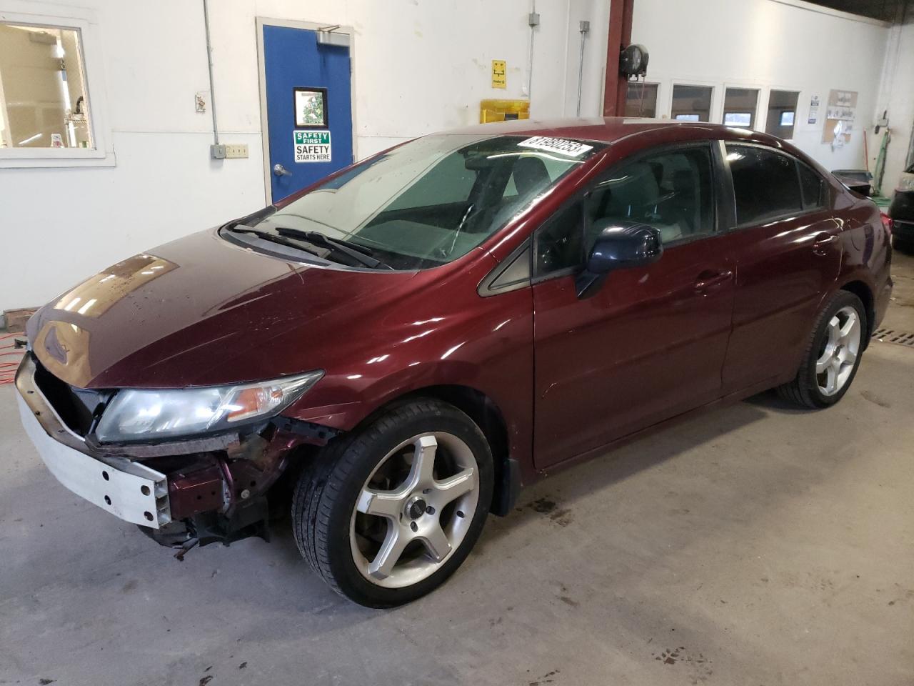 Obraz 1 z 2015 HONDA CIVIC LX 2015 z VIN 19XFB2F51FE070352